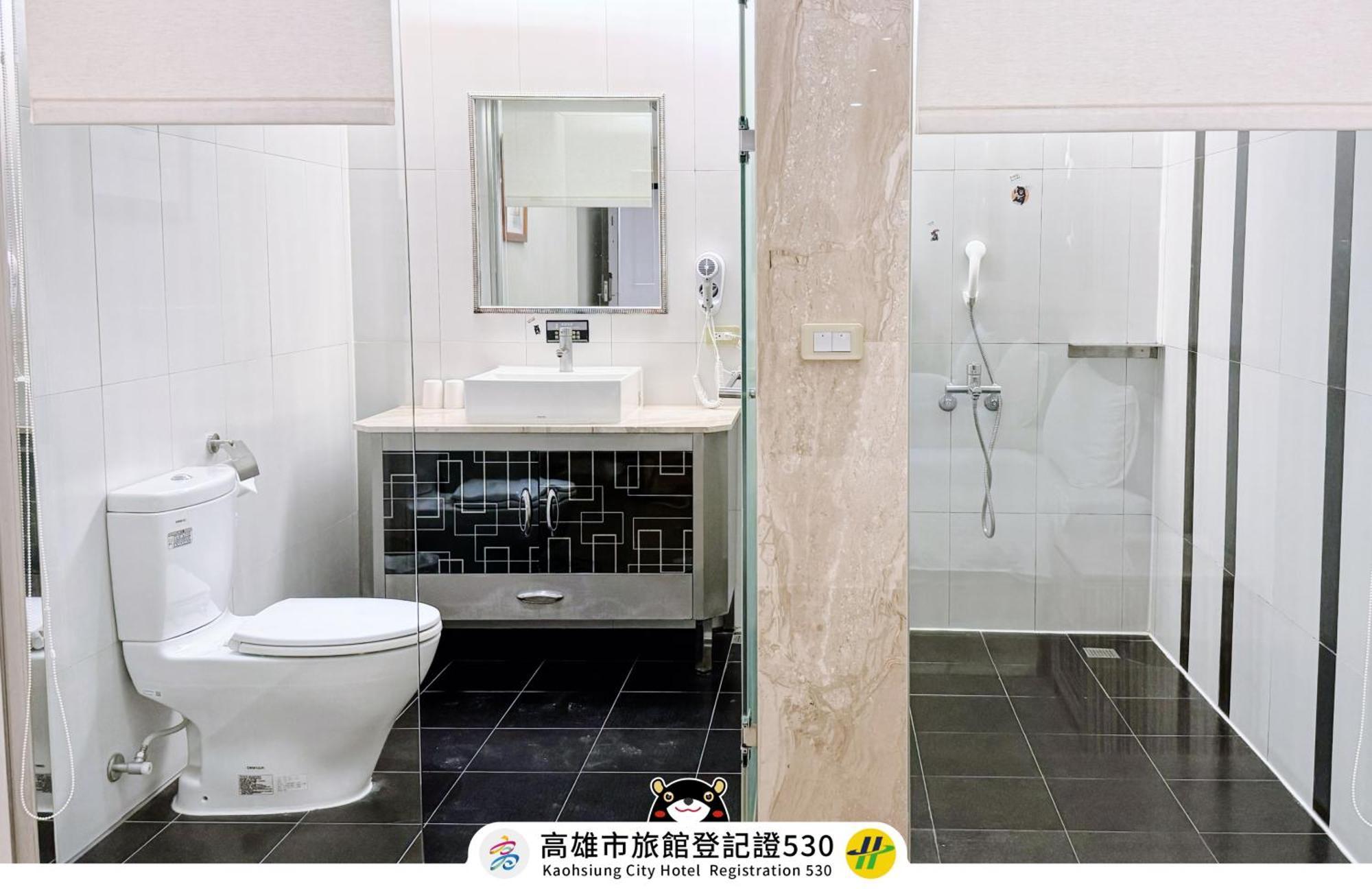 友愛京賞國際大飯店 Yoai Jing Shang Hotel Καοσιούνγκ Εξωτερικό φωτογραφία